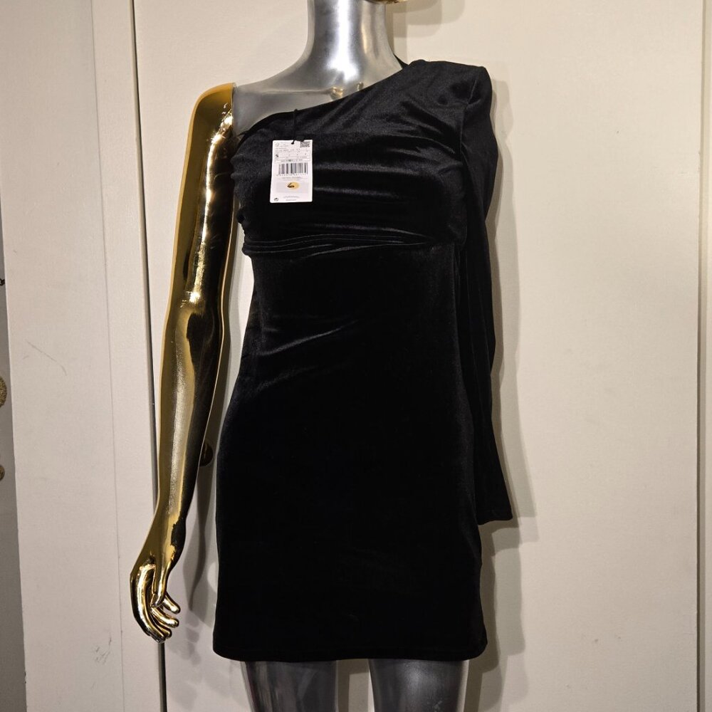 “The Moonlit Muse” — Mango Velvet Mini 0/2 NWT